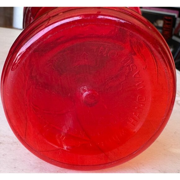 Set of 3 Go Big Go Six Flags Member Red 18-20 oz. Plastic Tumblers w/Top Handle - Picture 11 of 13